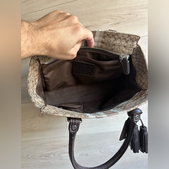 Coach Legacy Candace Carryall - Picture 7 of 9